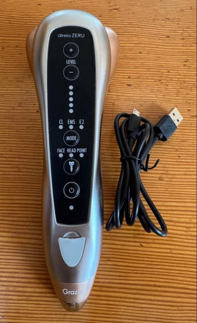 direia ZERU 美顔器 EMS機能付き