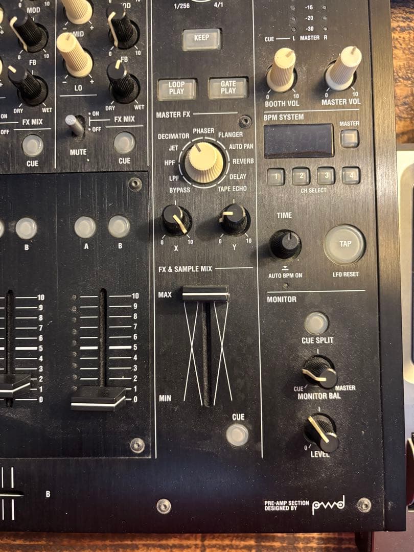 KORG ZERO4 DJミキサー