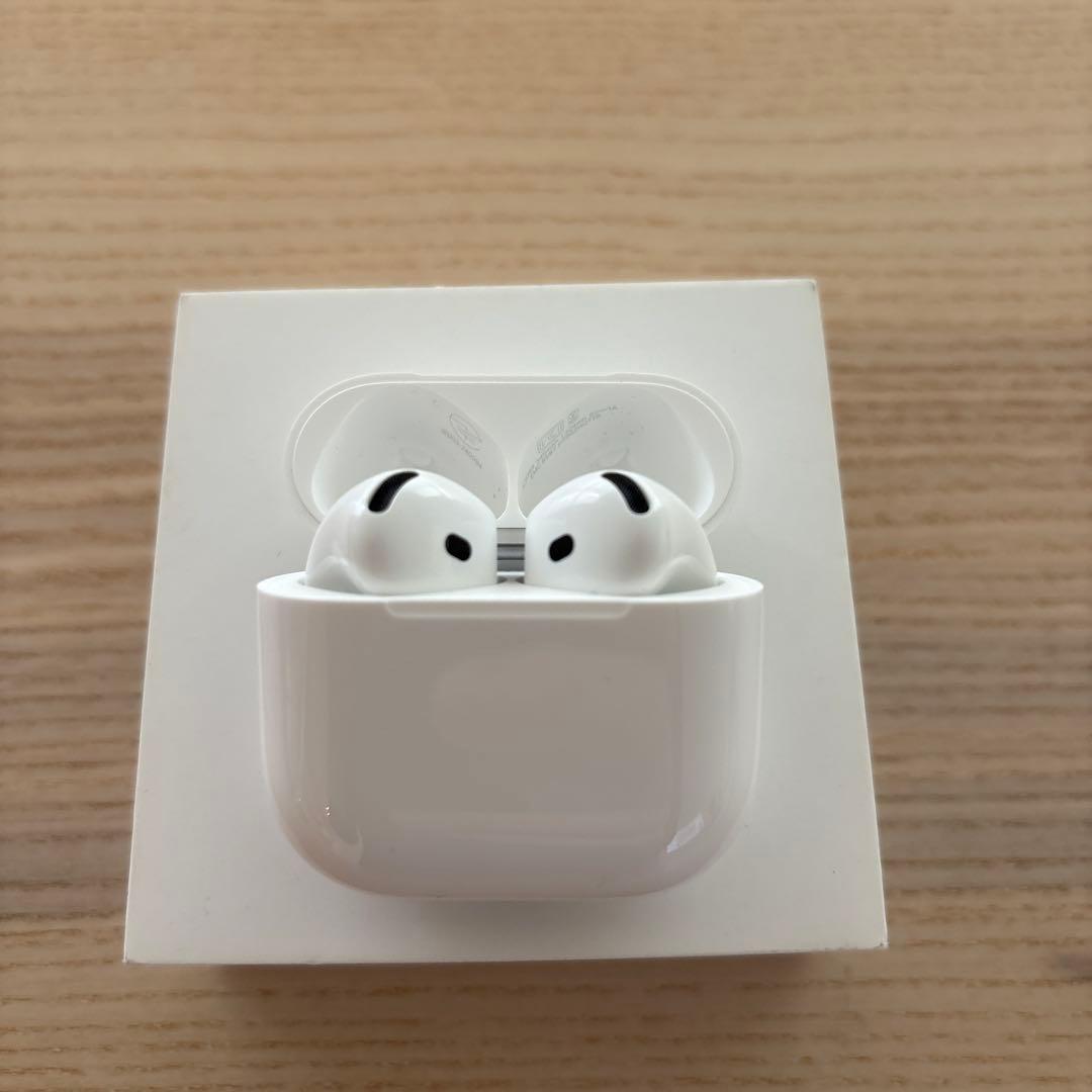【美品】【ノイキャンあり】airpods 4