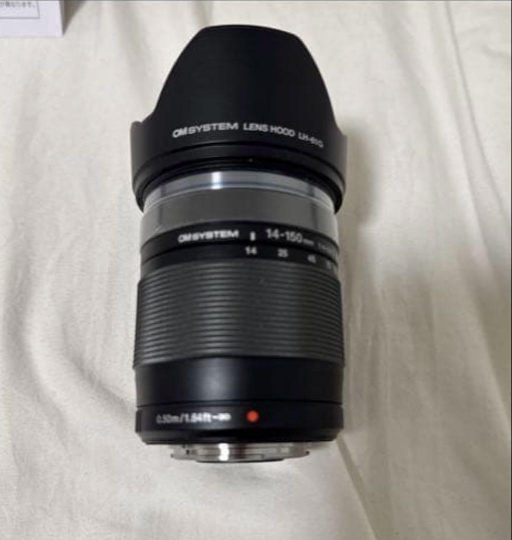 OM SYSTEM OM-5 デジタル一眼レフカメラ　デジカメほぼ新品