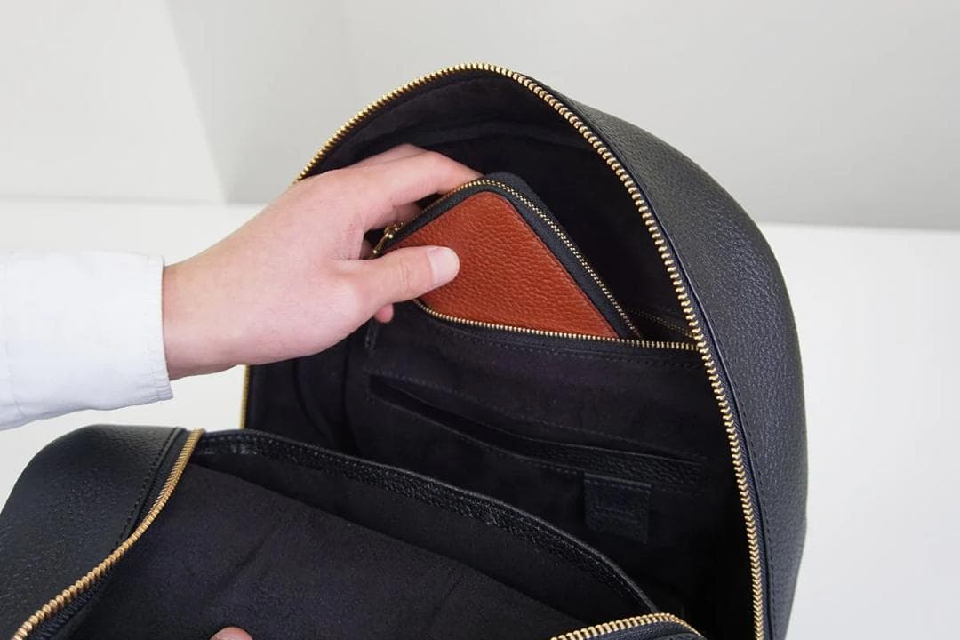 HushTug ハッシュタグ モンゴルレザー リュック ブラック 黒 廃盤品