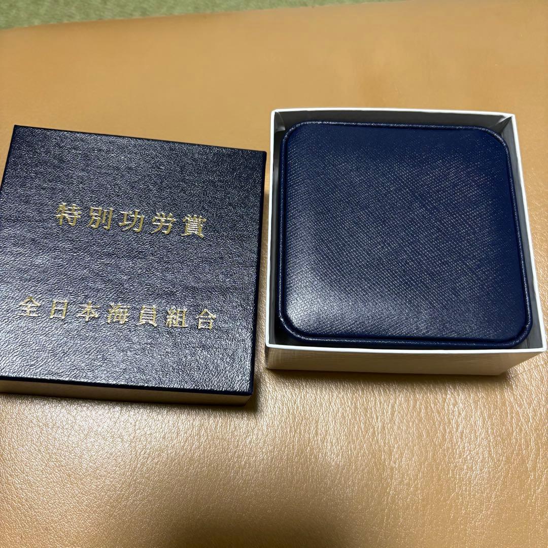 【新品】全日本海員組合特別功労賞タイピンバッジ　貴金属　ダイアモンド 18金