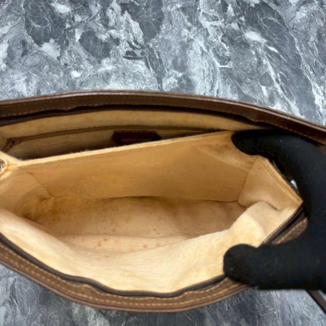 ✨美品✨GUCCI クラッチバッグ GG セカンド ブラウン ベージュ ロゴ