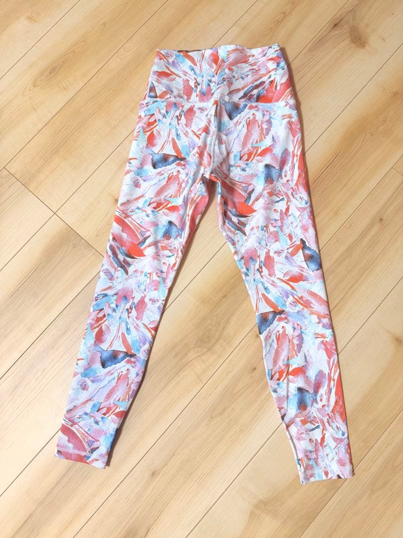 お値下げ中　SUKARA ヨガレギンス　3点セット