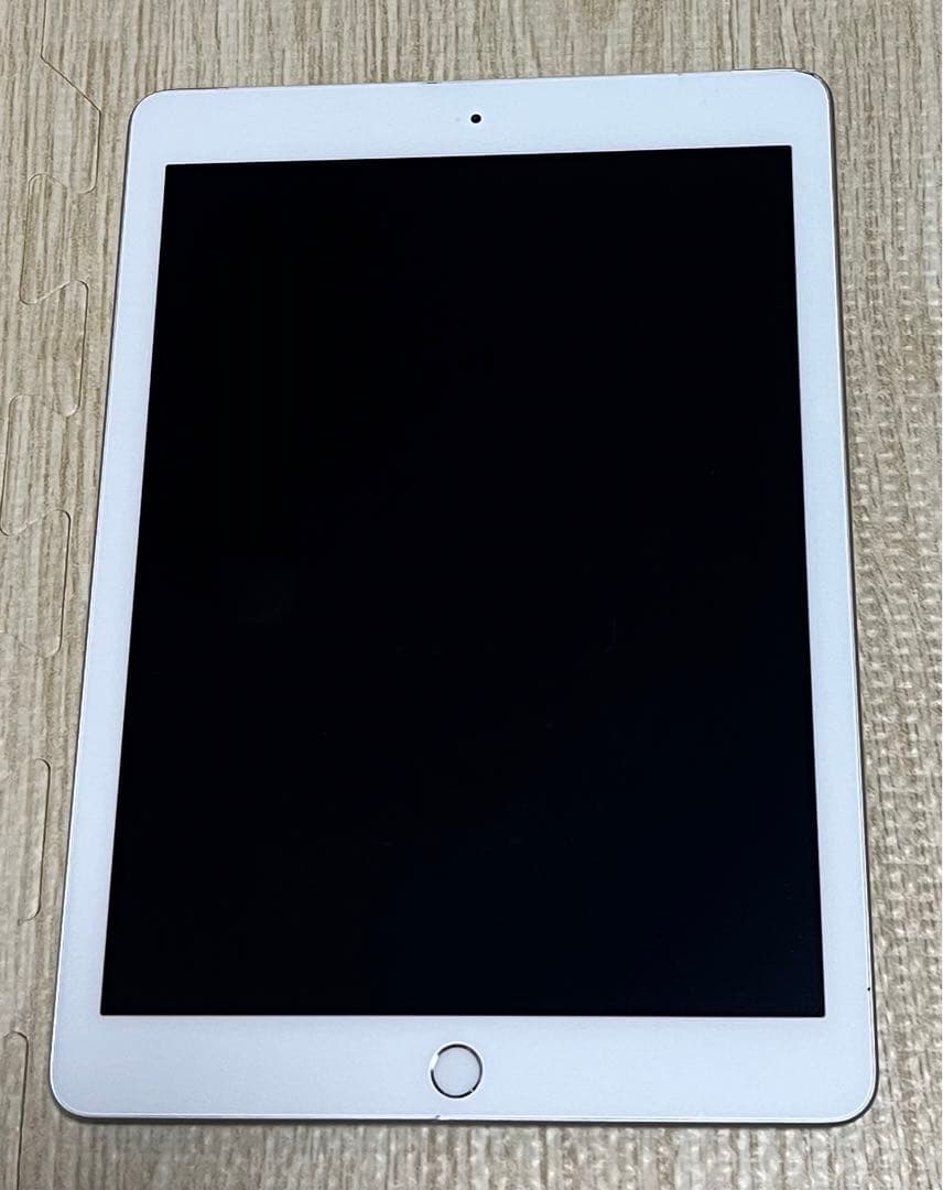 iPad 128GB WiFi+Cellular MP272J/A シルバー