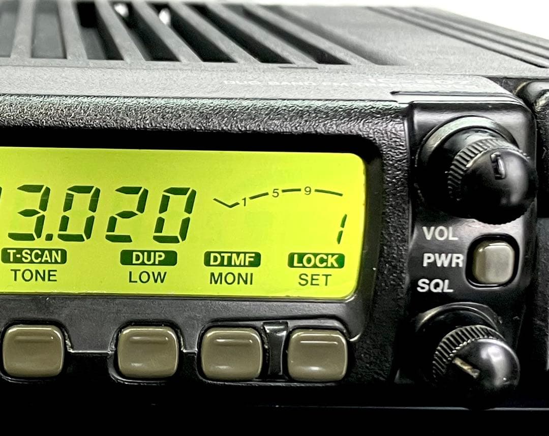 アイコム IC-207D 50w/35w アマチュア無線機 アマチュア無線