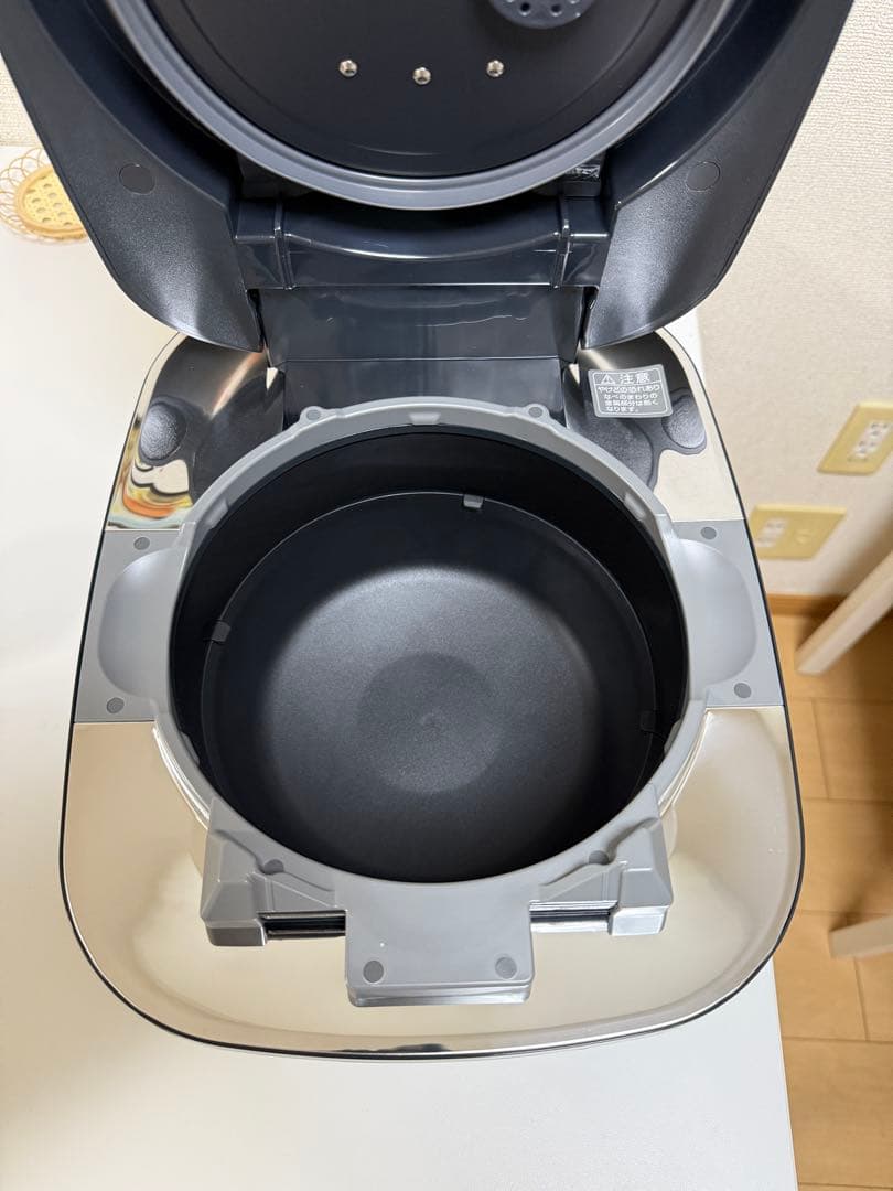 象印炎舞炊き NX-AA10 圧力IH 5.5合2025年製