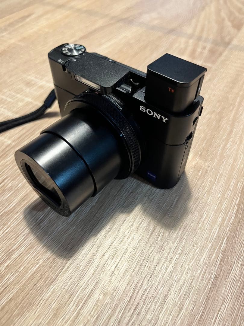 値下げしました！　Cyber-shot DSC-RX100M5A