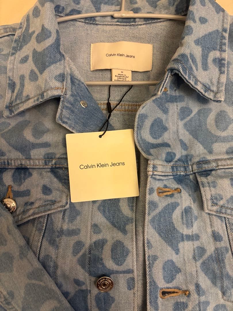 新品  NewJeans 総柄　デニムジャケット 限定