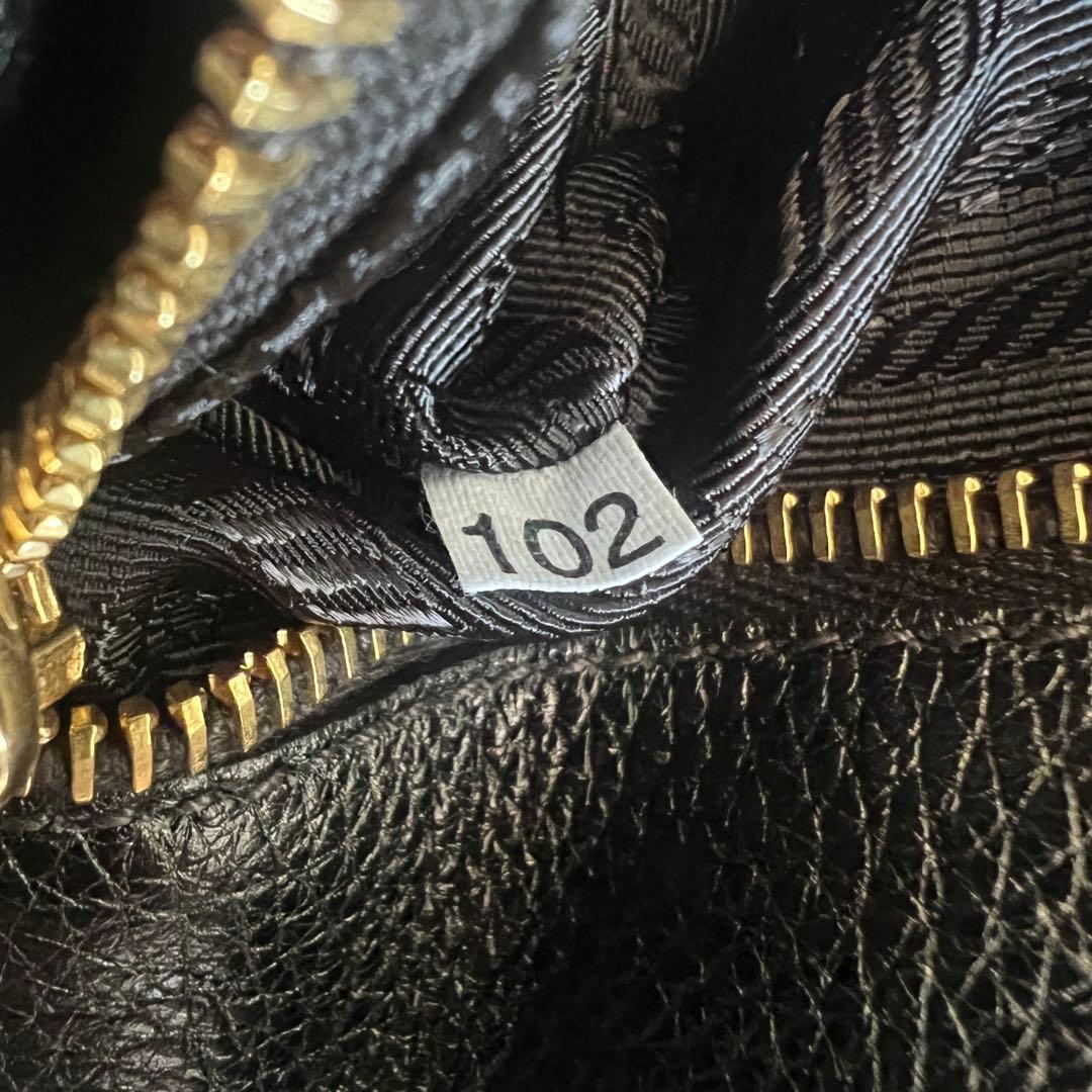 PRADA プラダ ヴィッテロダイノ レザー ワンショルダーバッグ ポーチ付き