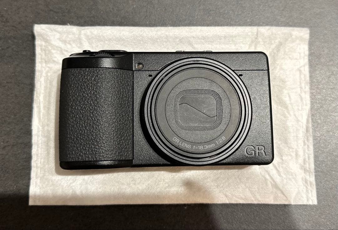 RICOH GR IV カメラ