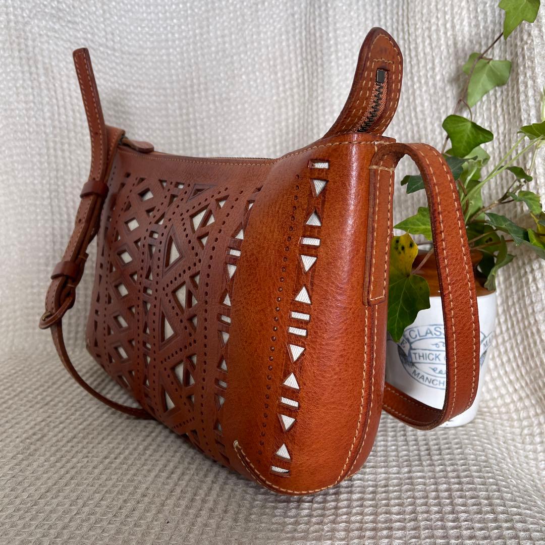 ◇ 美品 genten ゲンテン カットワークレザーショルダーバッグ ブラウン◇