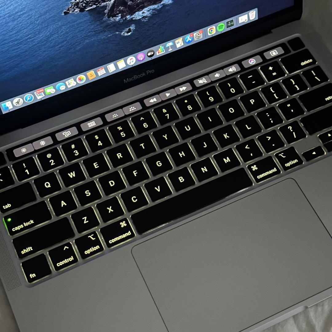 【2020年モデル】Macbook pro 13inch 1TB シルバー