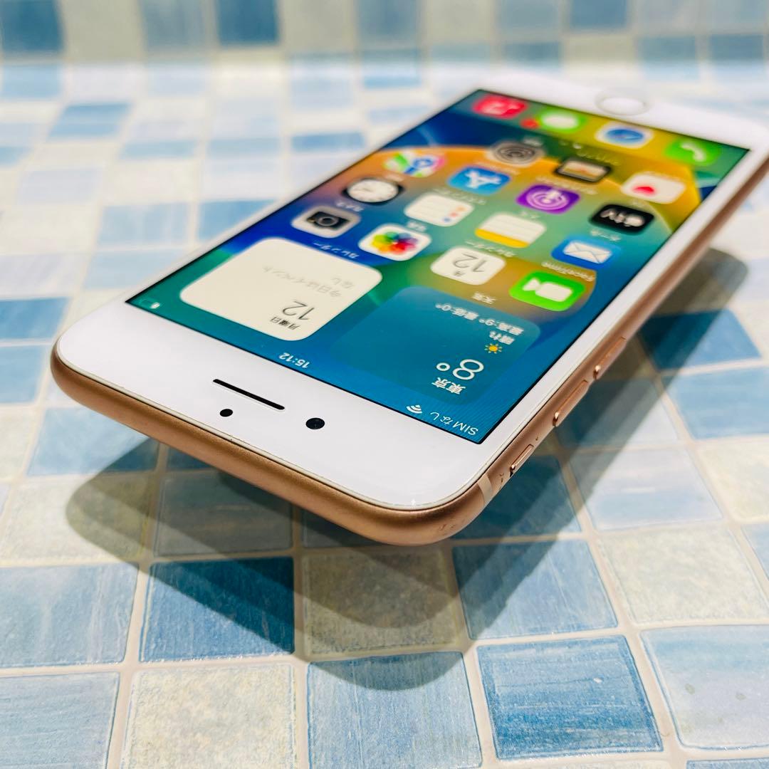SIMフリー iPhone8 64GB ゴールド バッテリー新品