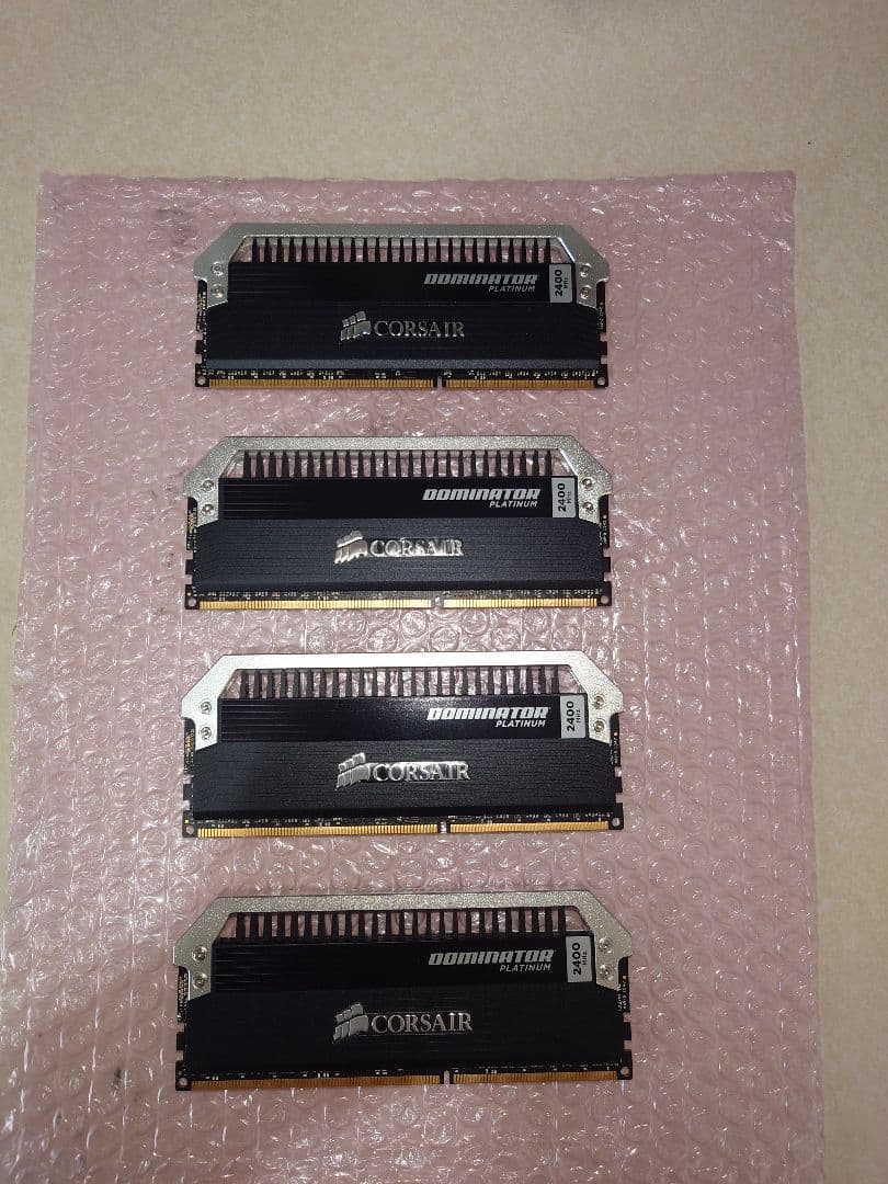 メモリー corsair dominator platinum 32GB DDR3