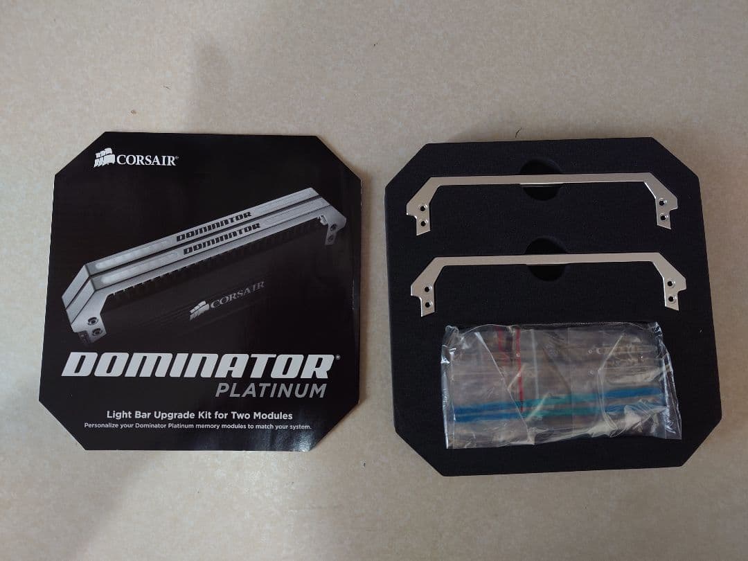 メモリー corsair dominator platinum 32GB DDR3