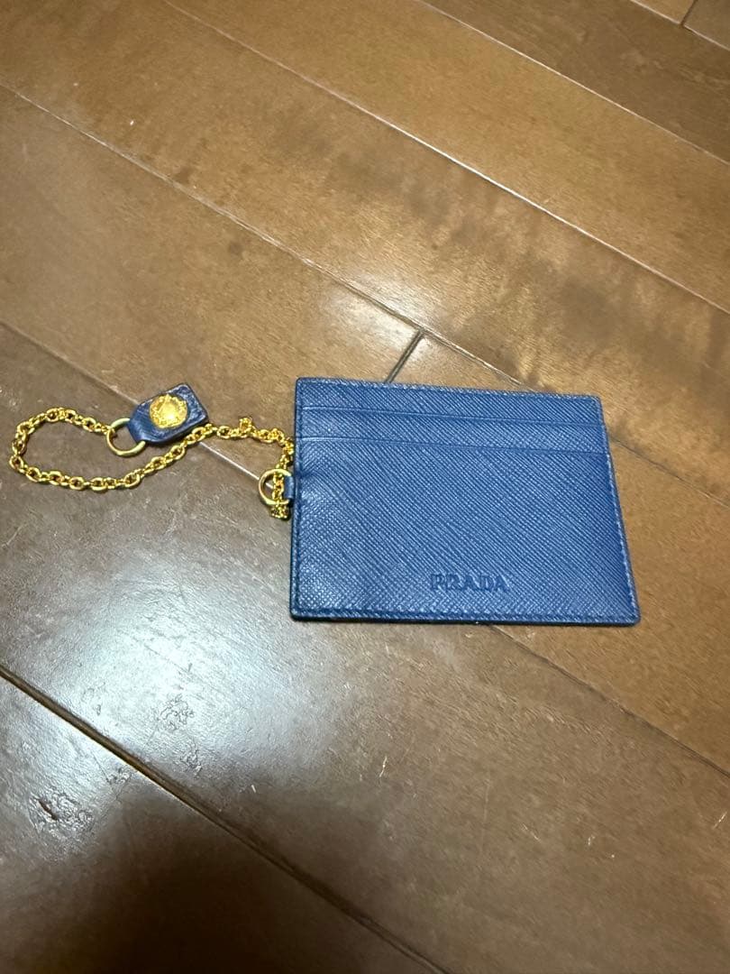 PRADA ネイビー サフィアーノレザー 長財布　付属品は美品