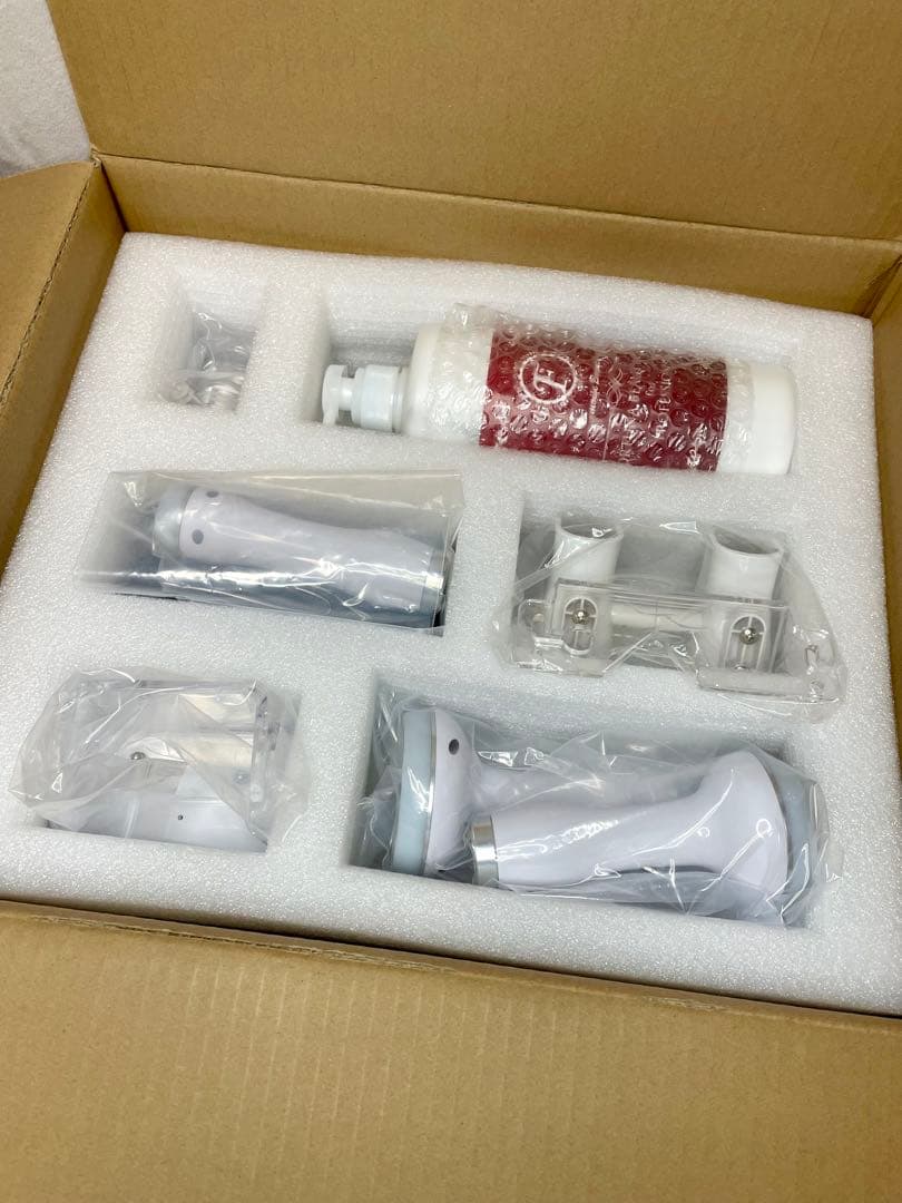 【最終価格】ラディクラッシュ 美容機器 RF 吸引 LED 88,800円