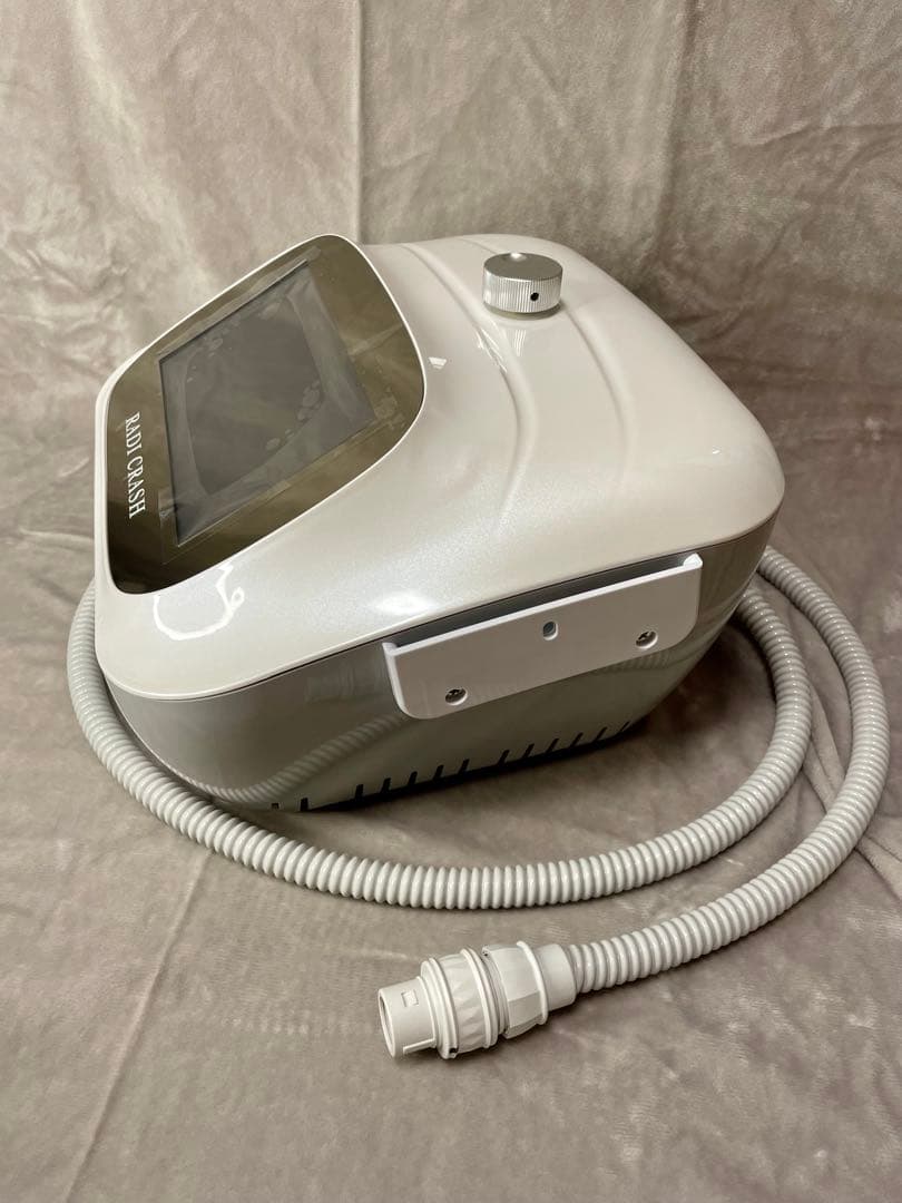 【最終価格】ラディクラッシュ 美容機器 RF 吸引 LED 88,800円