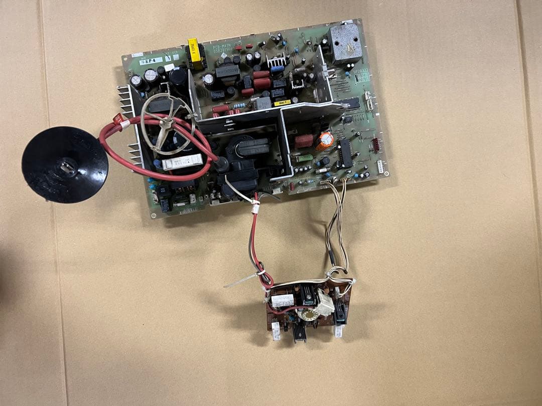 ナナオ　CRT基板05B20196E1ジャンク