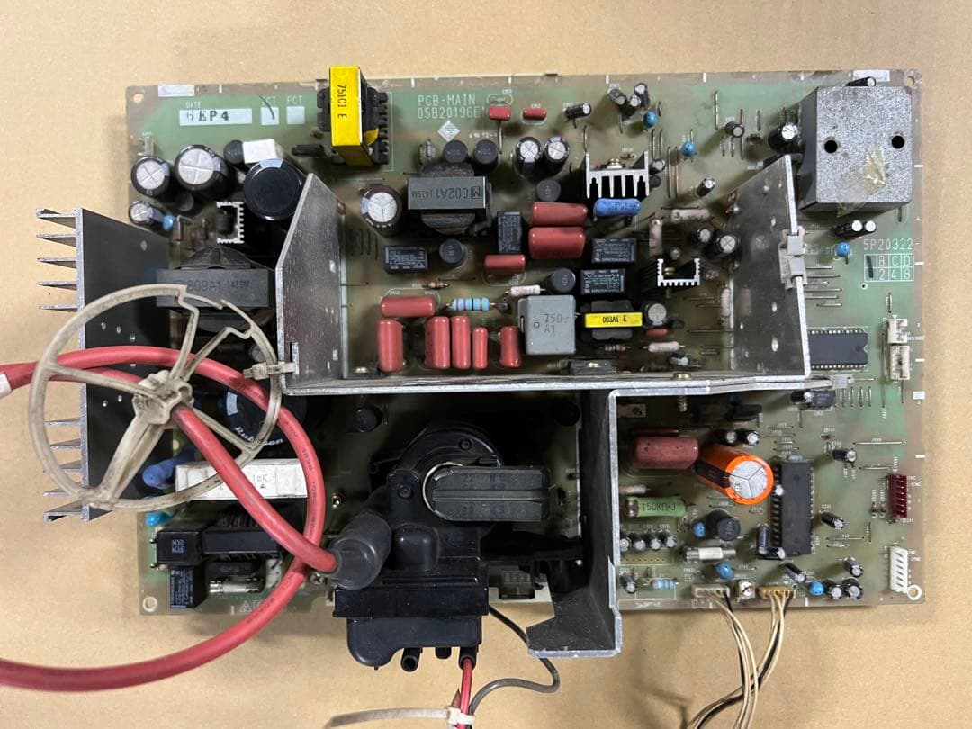 ナナオ　CRT基板05B20196E1ジャンク