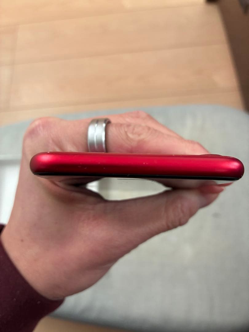 iPhone SE (第3世代) PRODUCT(RED) 128GB