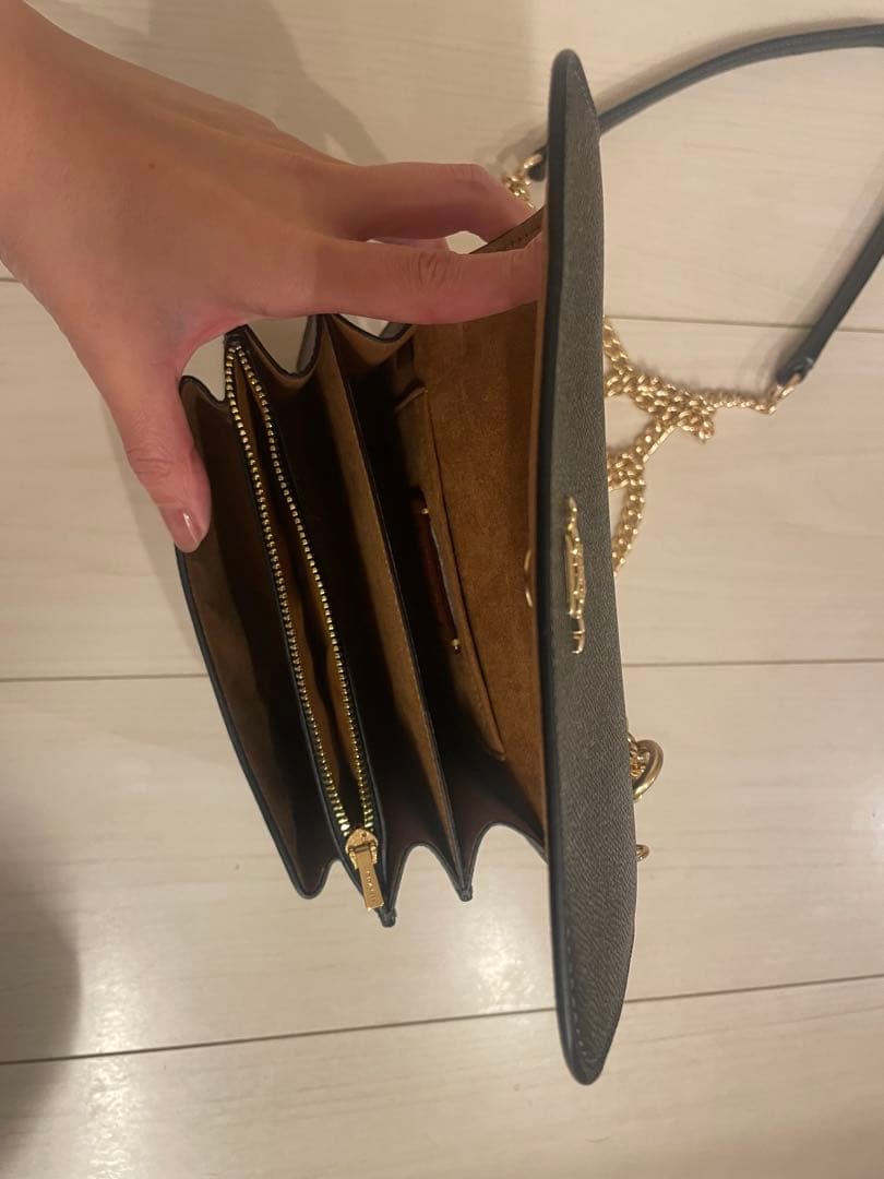 coachショルダーバッグ