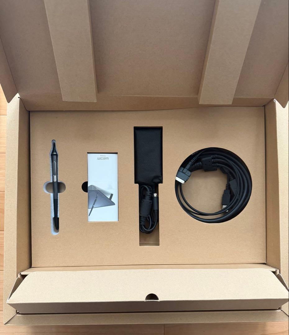 液晶ペンタブレット Wacom Cintiq 16 FHD