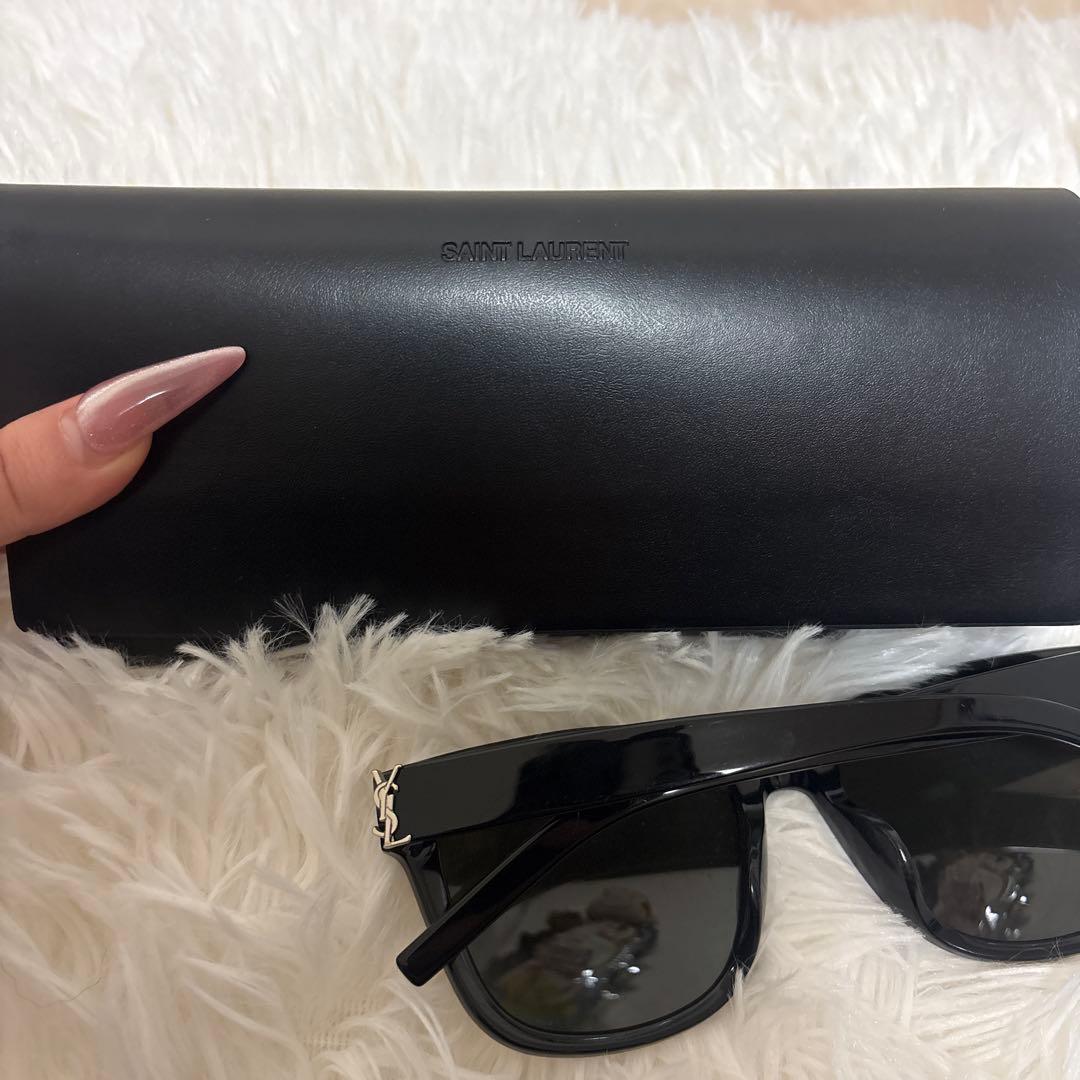 う*り様 サンローラン　サングラス　シルバー