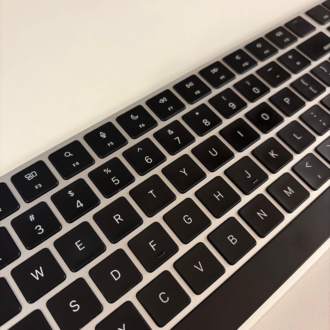 Apple Magic Keyboard US Touch ID 付き