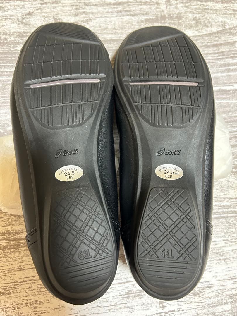 未使用 ASICS pedala ウォーキングシューズ 24.5cm EEE