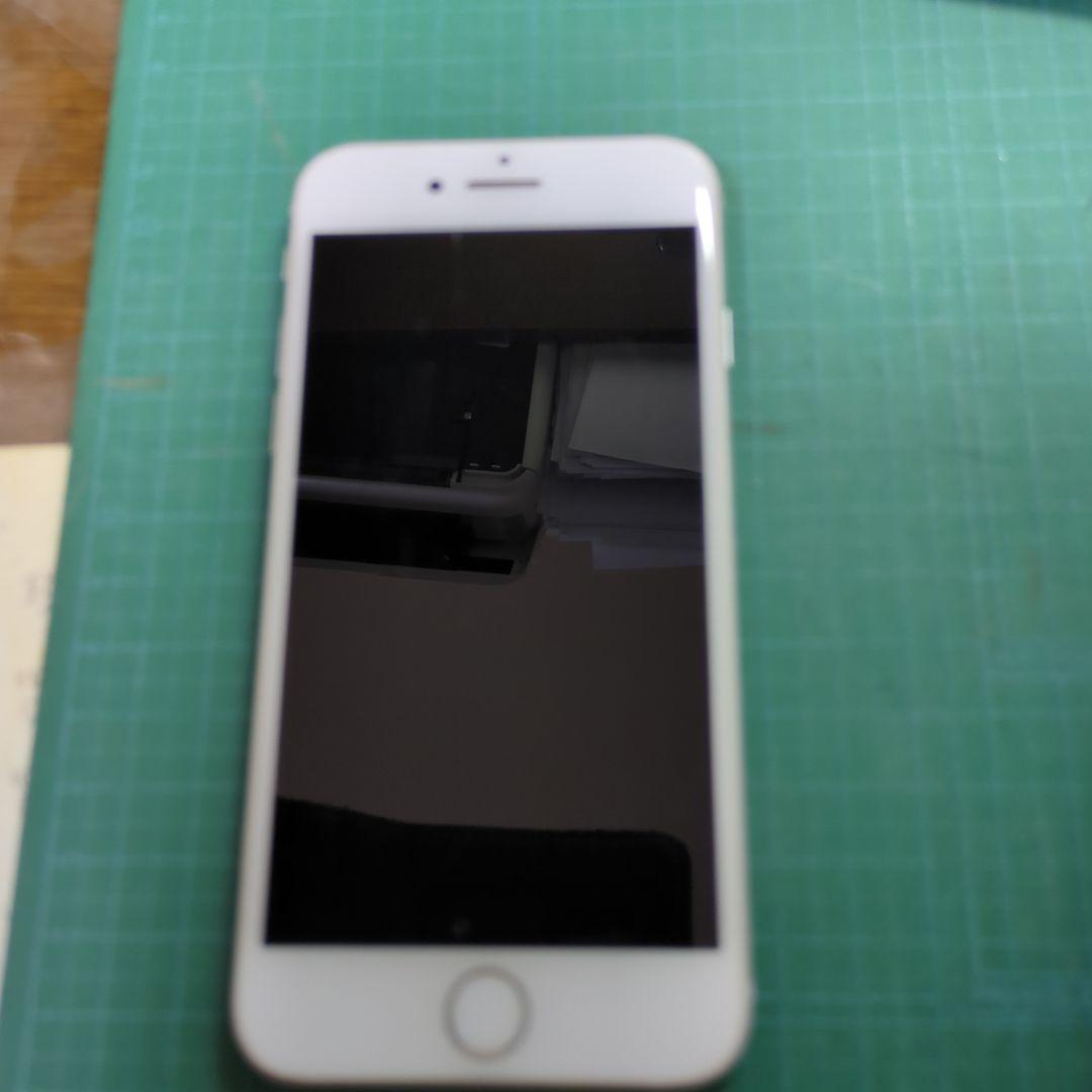 Apple iPhone 8 64GB バッテリー最大容量84%