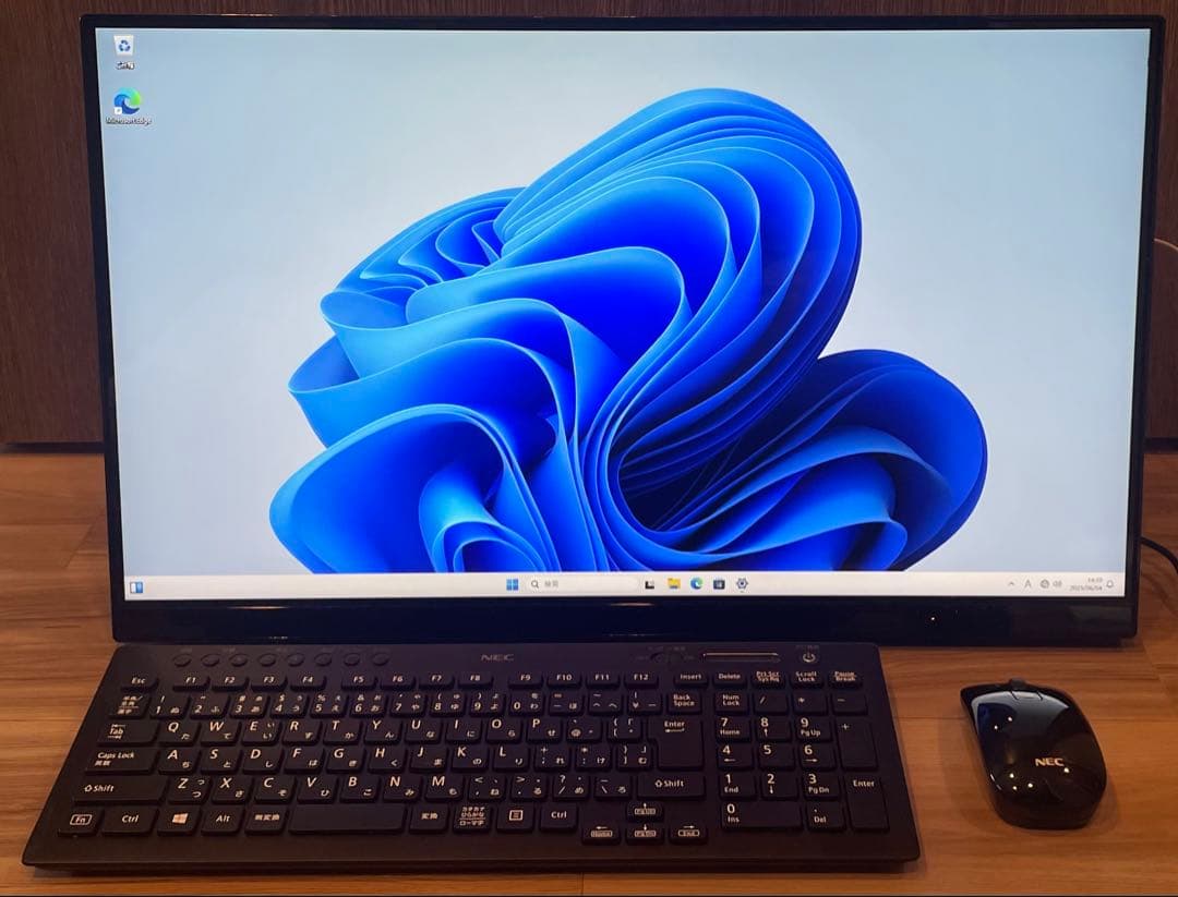 Windowsデスクトップ LAVIE A2365/CAB i7 -10510U 8GB 512GB SSD