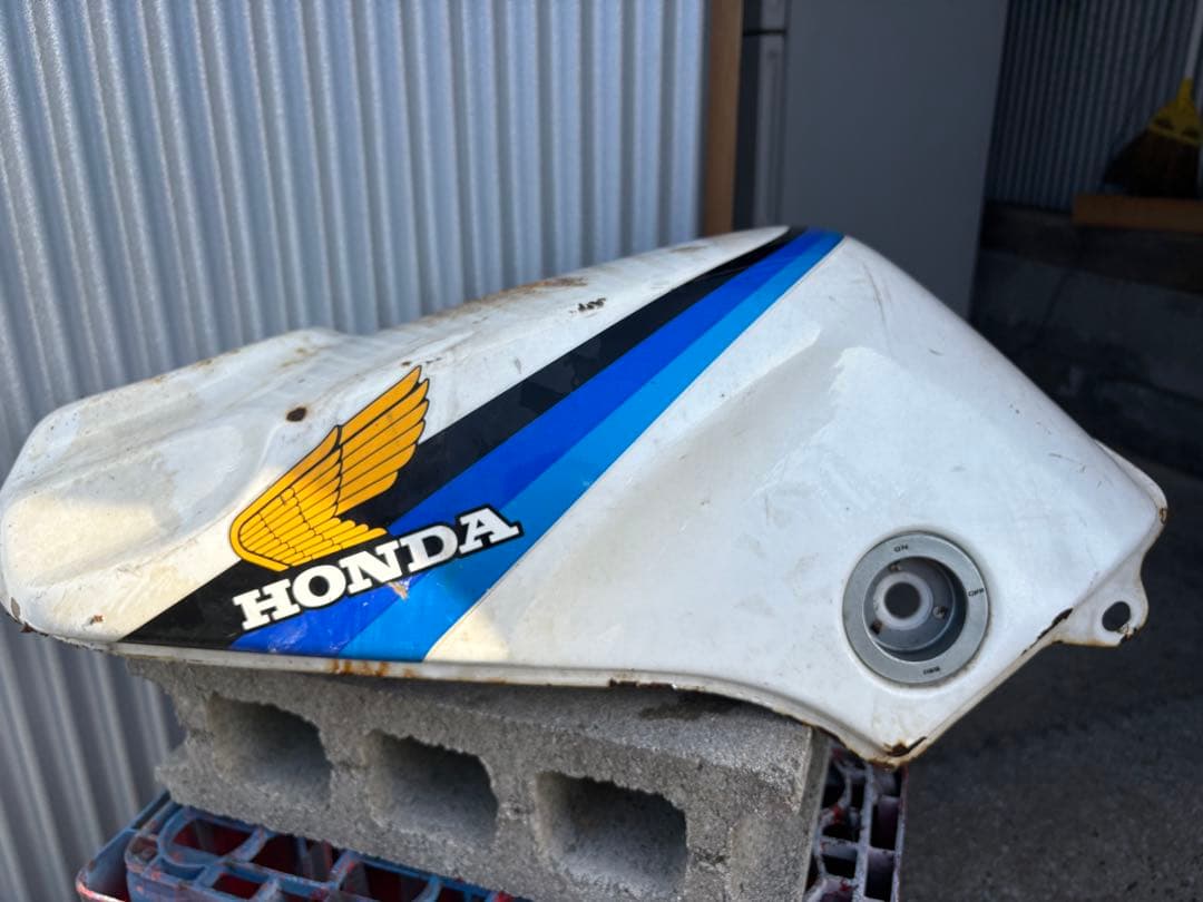 HONDA CBR400F ガソリンタンク
