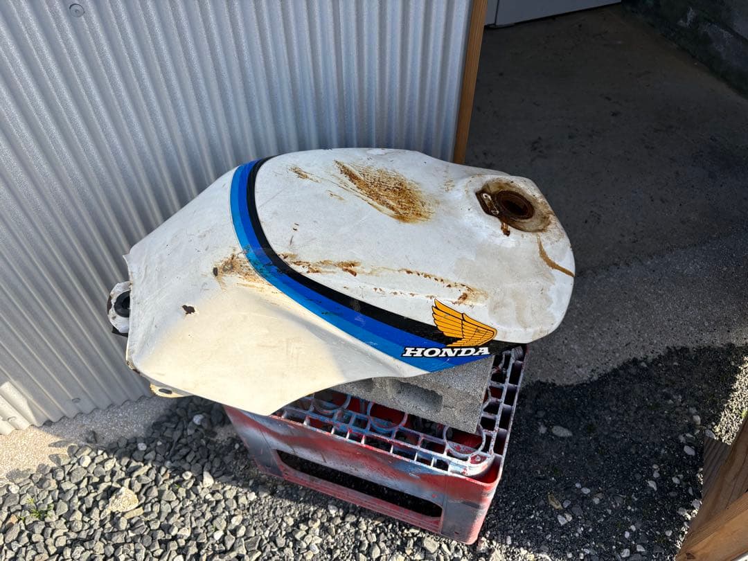 HONDA CBR400F ガソリンタンク