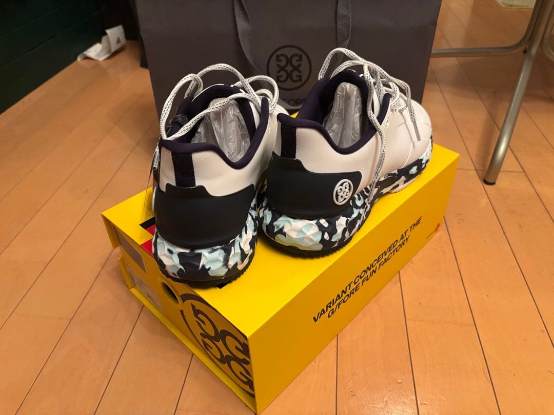 G/FOREジーフォアMG+PLUS ゴルフシューズ ホワイト　値下げ交渉可能