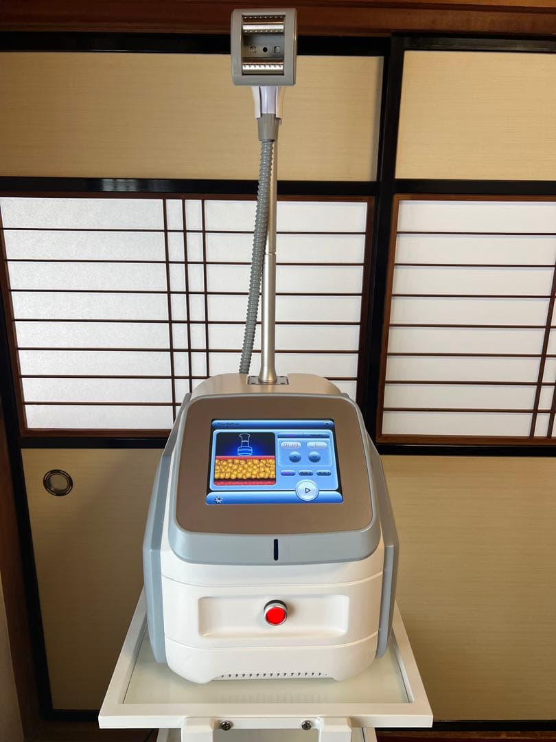 【ももこ】業務用機器　トルネードシェイプ　吸引ローラー　キャビテーション