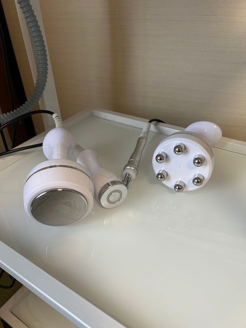 【ももこ】業務用機器　トルネードシェイプ　吸引ローラー　キャビテーション