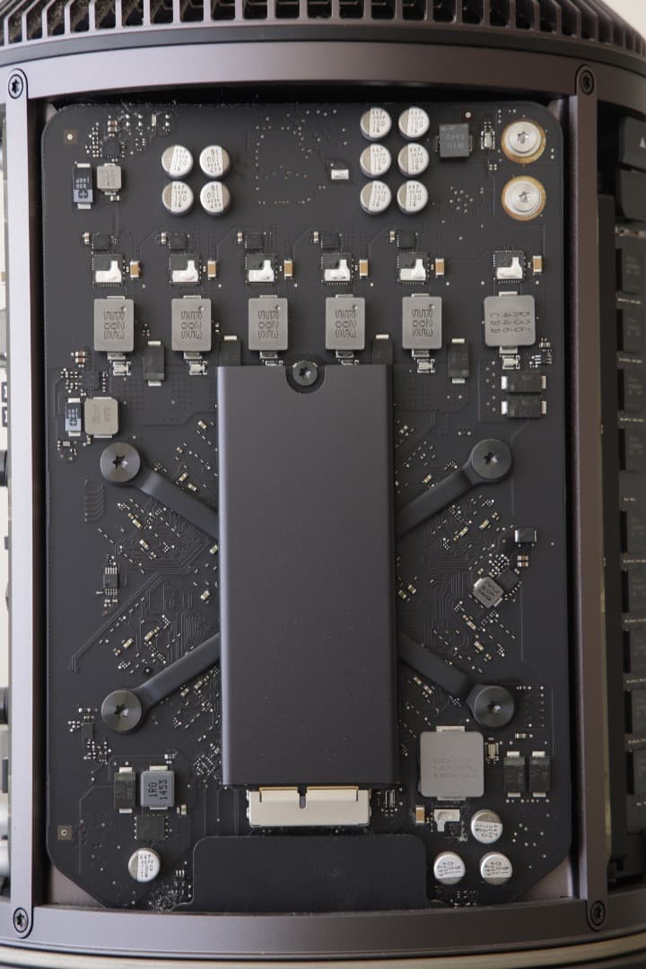 MacPro 2013 3.5GHz 6コア 32GB 1TB SSD