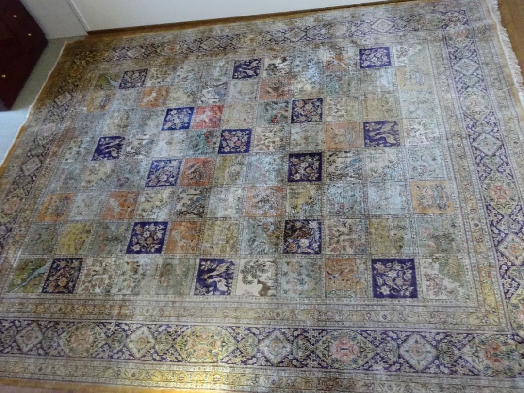 ペルシャ絨毯　シルク　307×246センチ　大判　インテリアラグ　カーペット