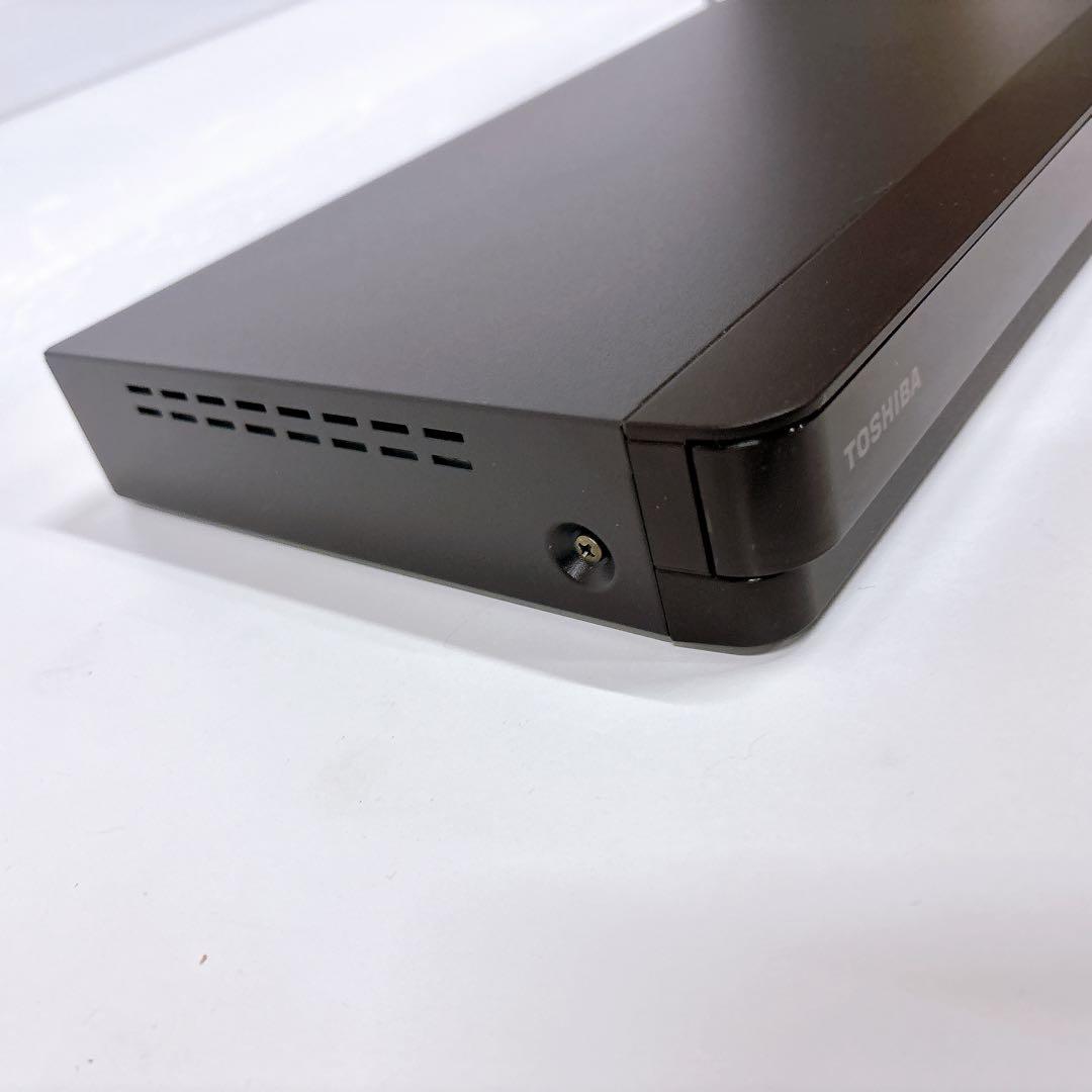 TOSHIBA REGZAブルーレイ 1TB ３番組同時録画可能2021年製