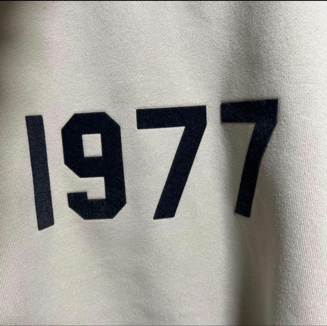 FEAR OF GOD ESSENTIALS 1977スウェット トレーナー M