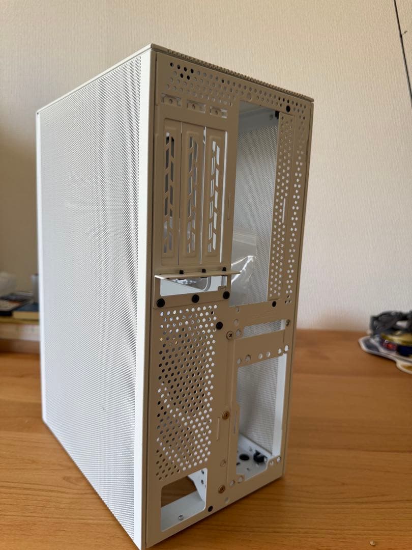 SSUPD MESHLICIOUS ITX 大型グラボ搭載可能PCケース