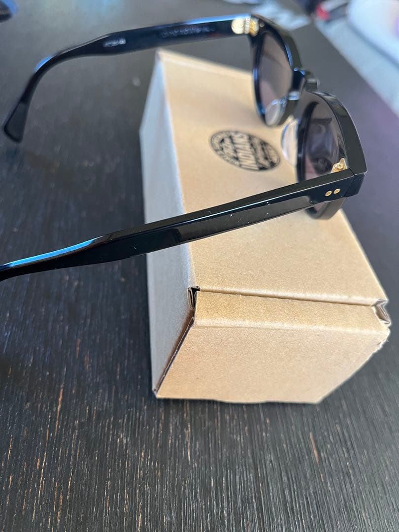 tokyo indians 東京インディアンズサングラスTOKYOINDIANS