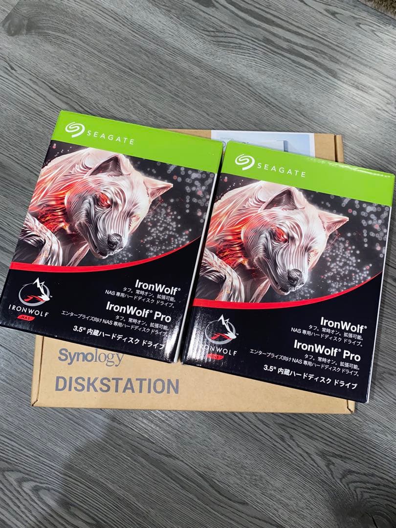 synology nas DS223j + 2TB HDD × 2