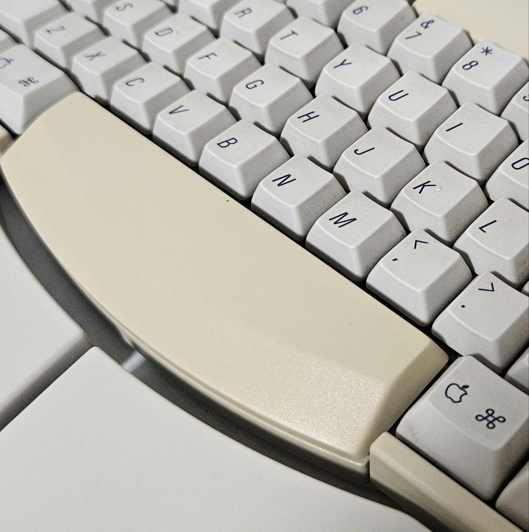 Apple Adjustable Keyboard USAバージョン