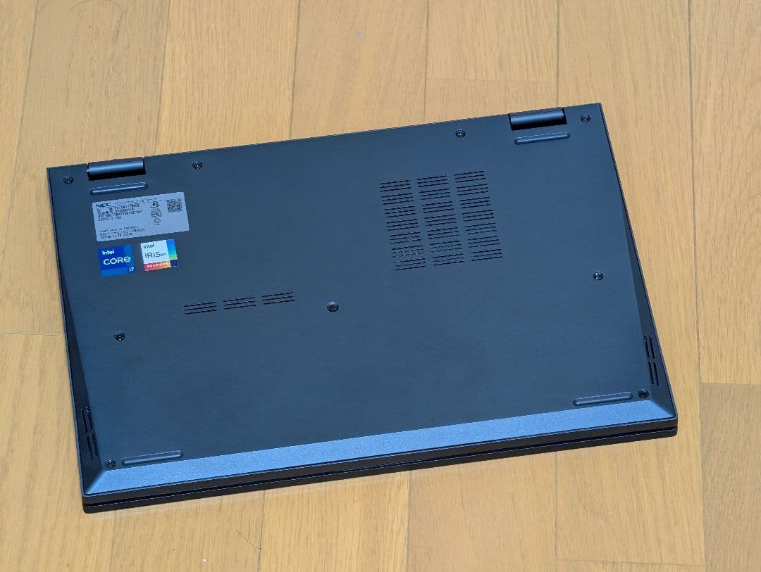 A*9様 lavie nextreme carbon PC-GN177NRDZ