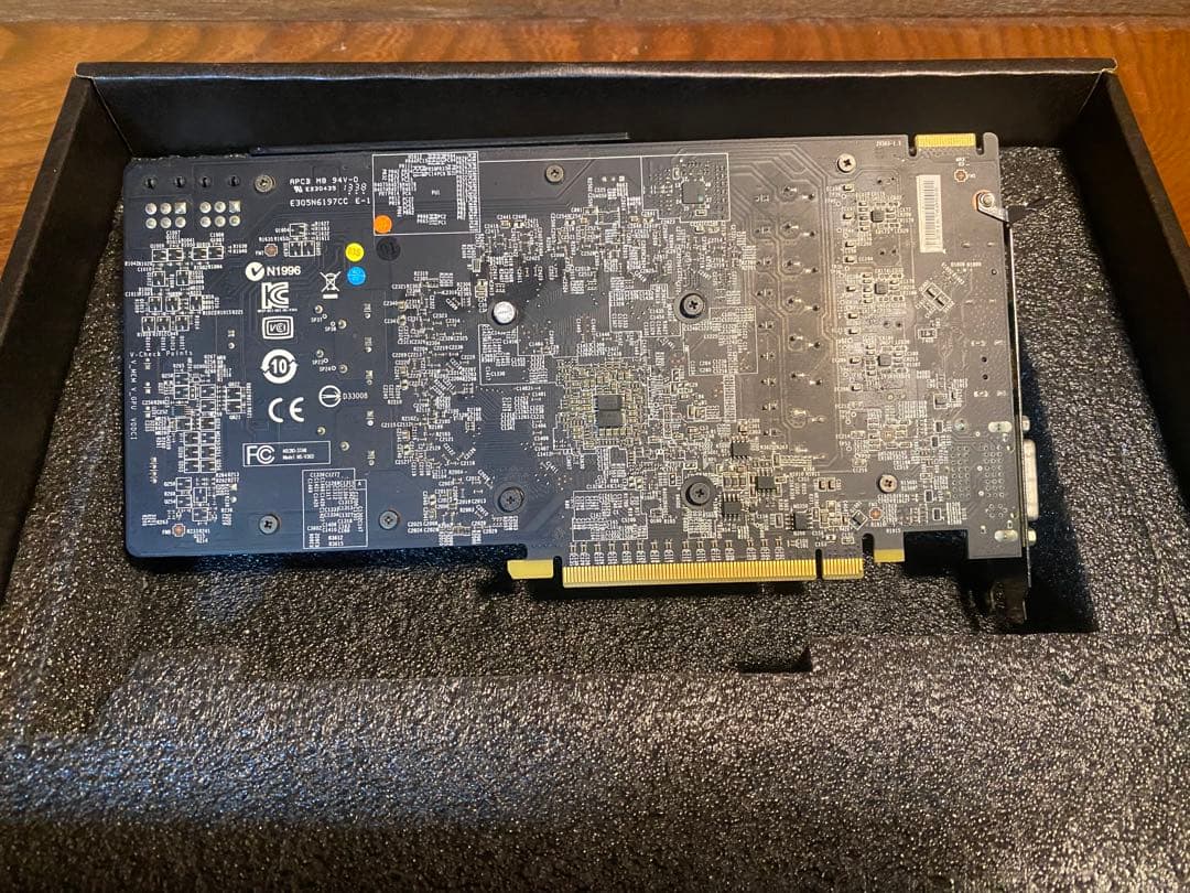 MSIグラフィックボード　AMD RADEON R9 270X