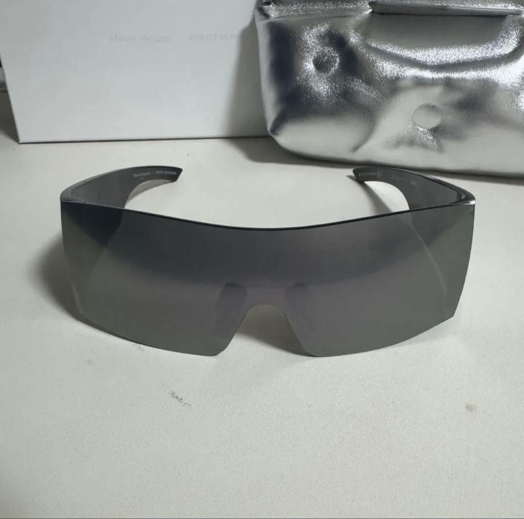 MM201 グレー スポーツサングラス ケース付き