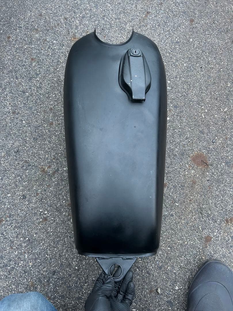 sr400純正タンク